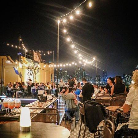 Lazotea Restaurant & Rooftop Bar
